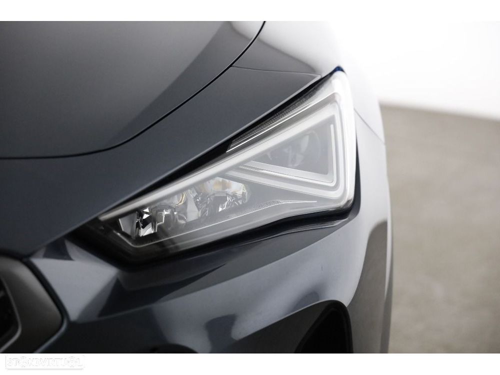 Cupra Formentor 1.4 e-Hybrid DSG VZ - 31