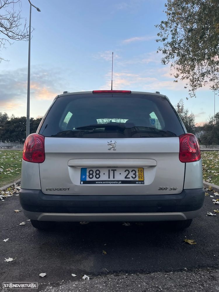 Peugeot 207 SW 1.6 HDi Outdoor - 9