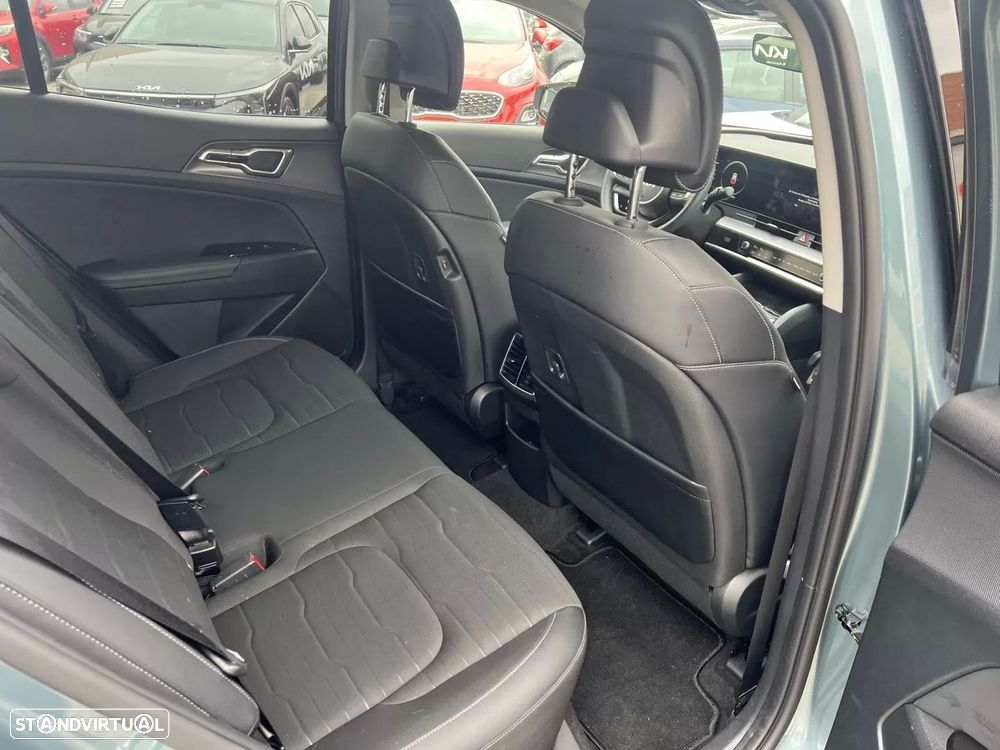 Kia Sportage 1.6 T-GDi PHEV Tech - 13