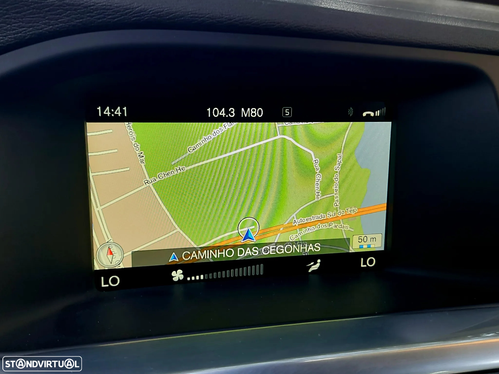 Volvo V60 2.0 D4 Summum - 14