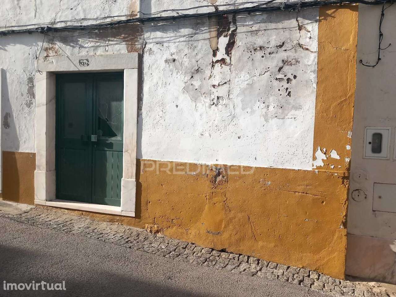 Moradia T2 na cidade de Borba - Grande imagem: 2/35