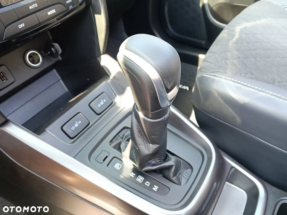 Suzuki Vitara 1.5 Dualjet Hybrid AGS Comfort+ "SHINKAI" - 27