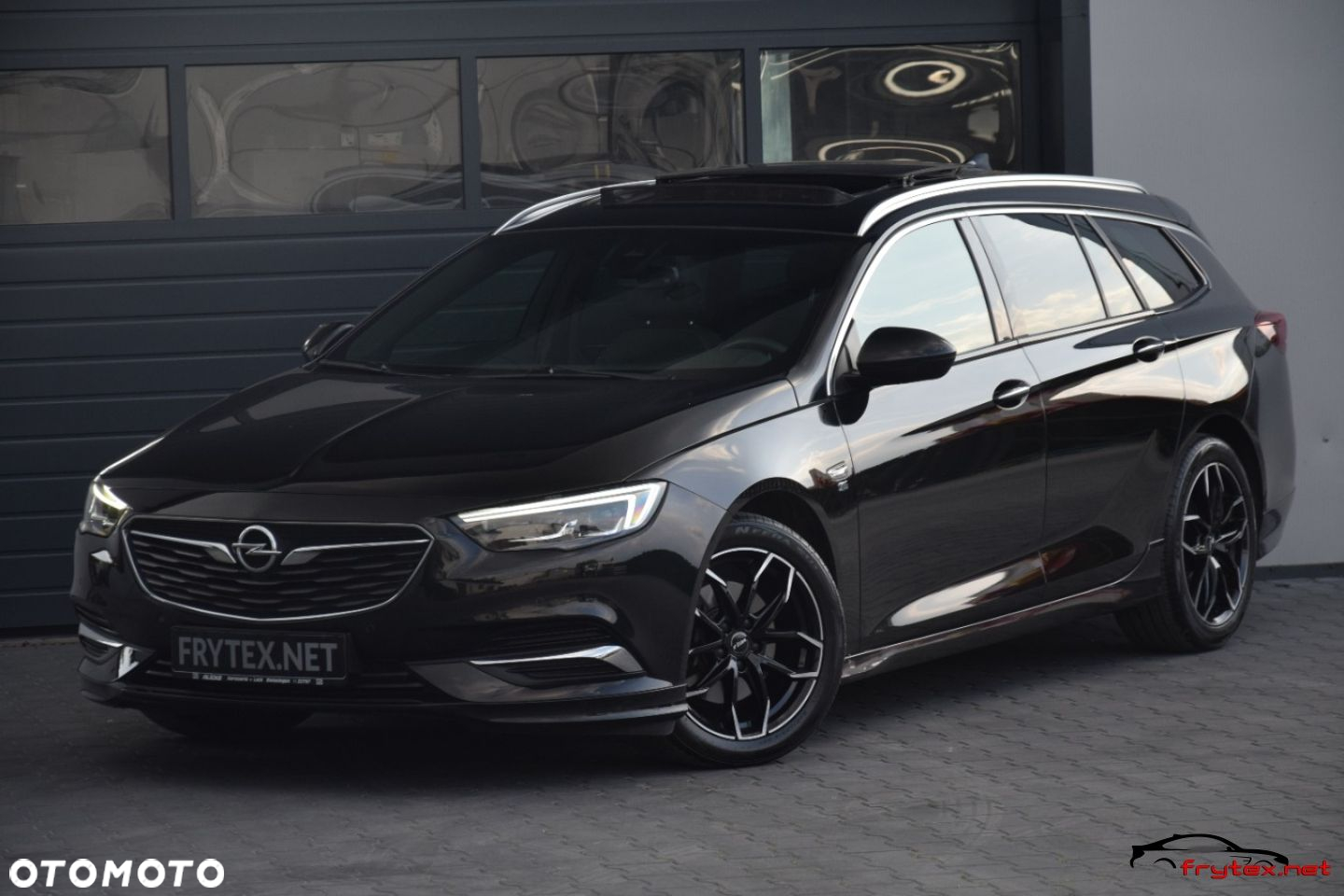 Opel Insignia - 10