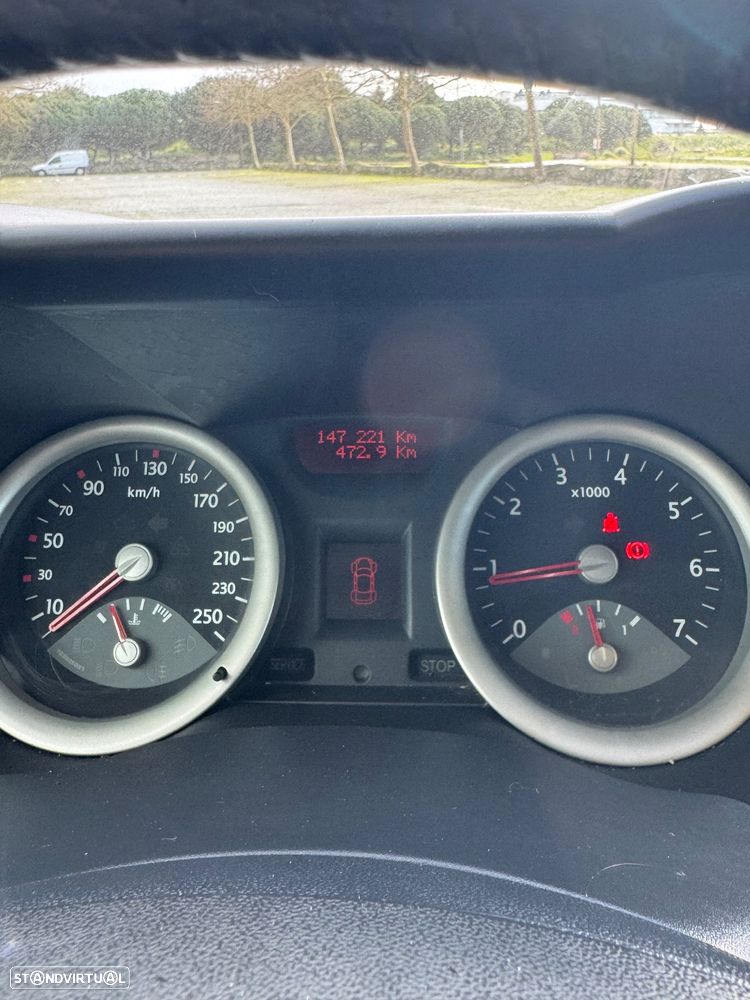 Renault Mégane 1.5 dCi Confort - 11