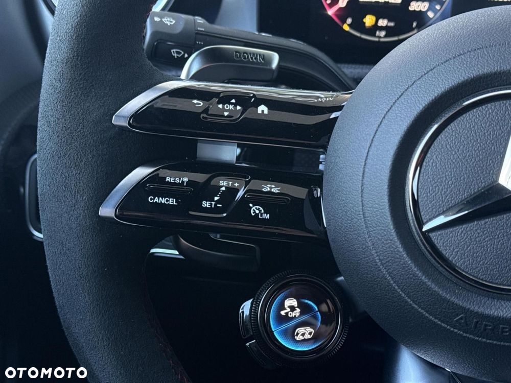 Mercedes-Benz CLA - 23