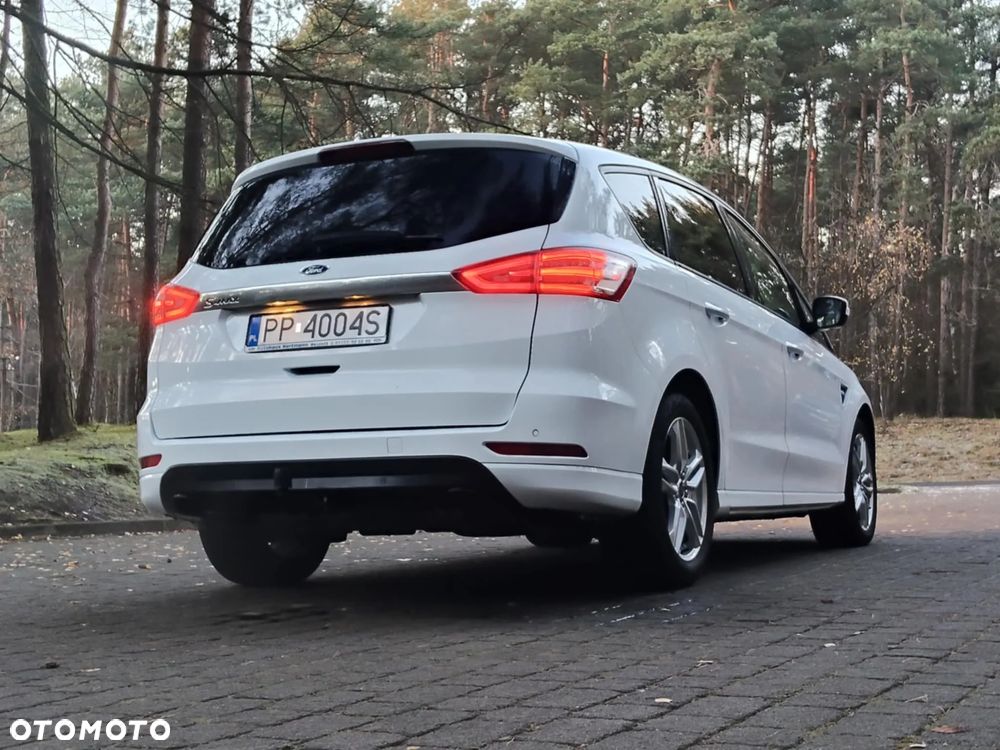 Ford S-Max - 9