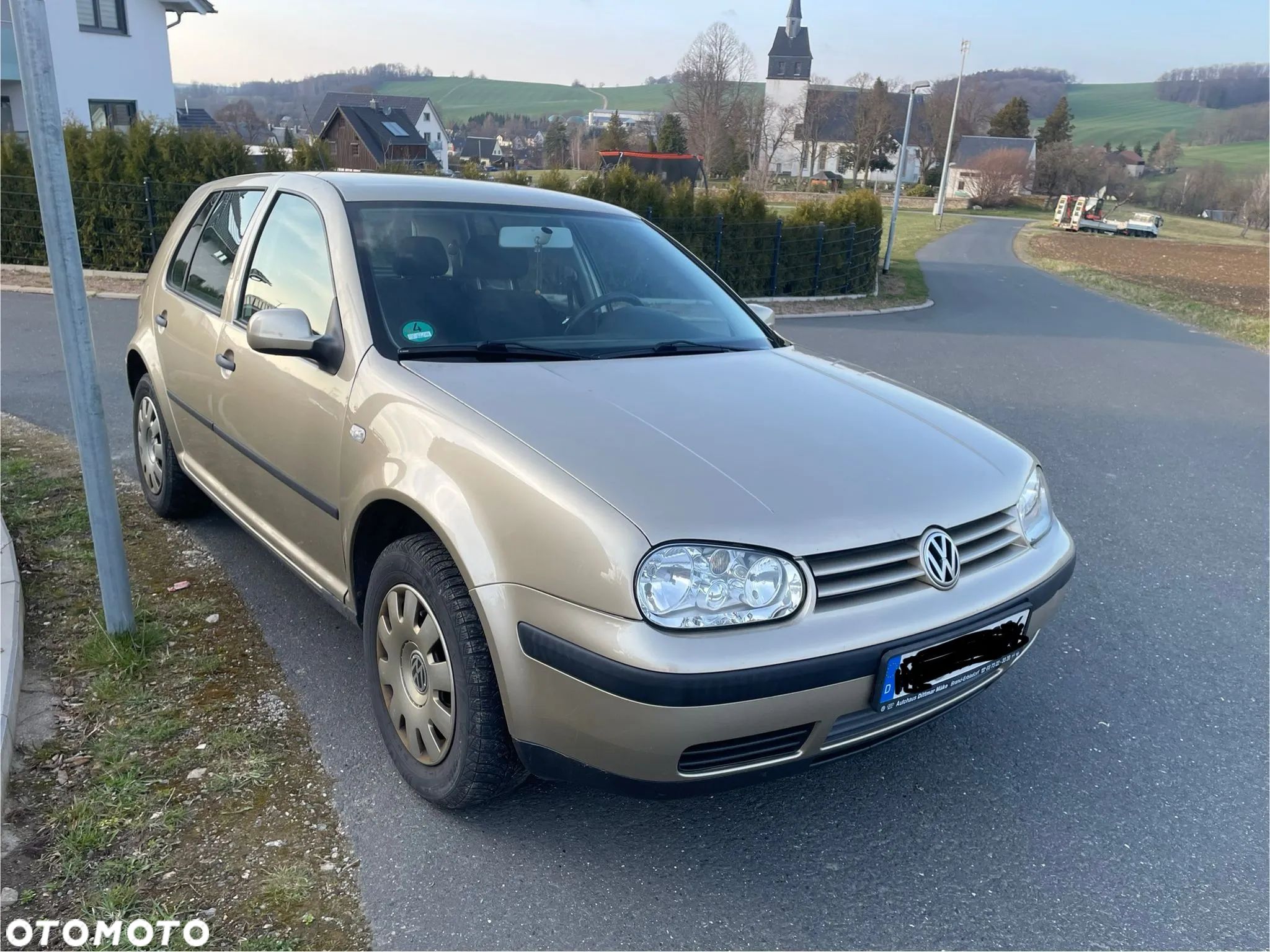 Volkswagen Golf IV 1.6 Highline - 1