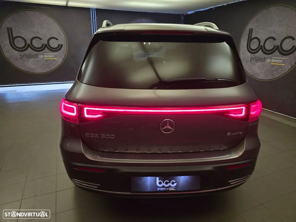 Mercedes-Benz EQB 300 4Matic Electric Art - 16