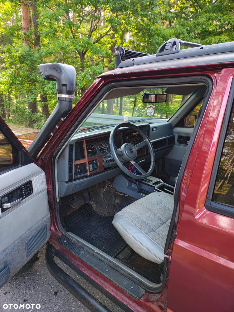 Jeep Cherokee - 5