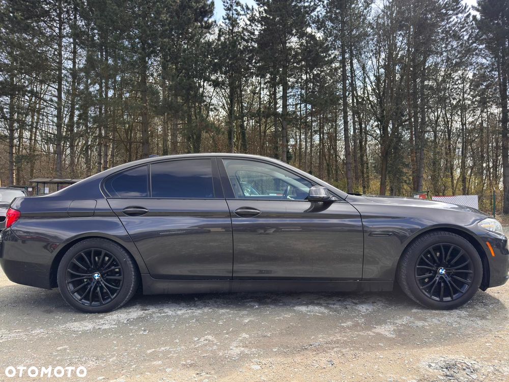 BMW Seria 5 528i xDrive Sport-Aut Luxury Line - 21