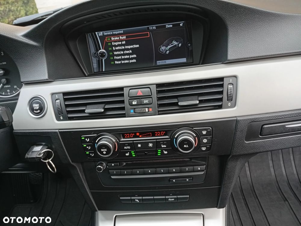 BMW Seria 3 320d DPF Edition Sport - 14