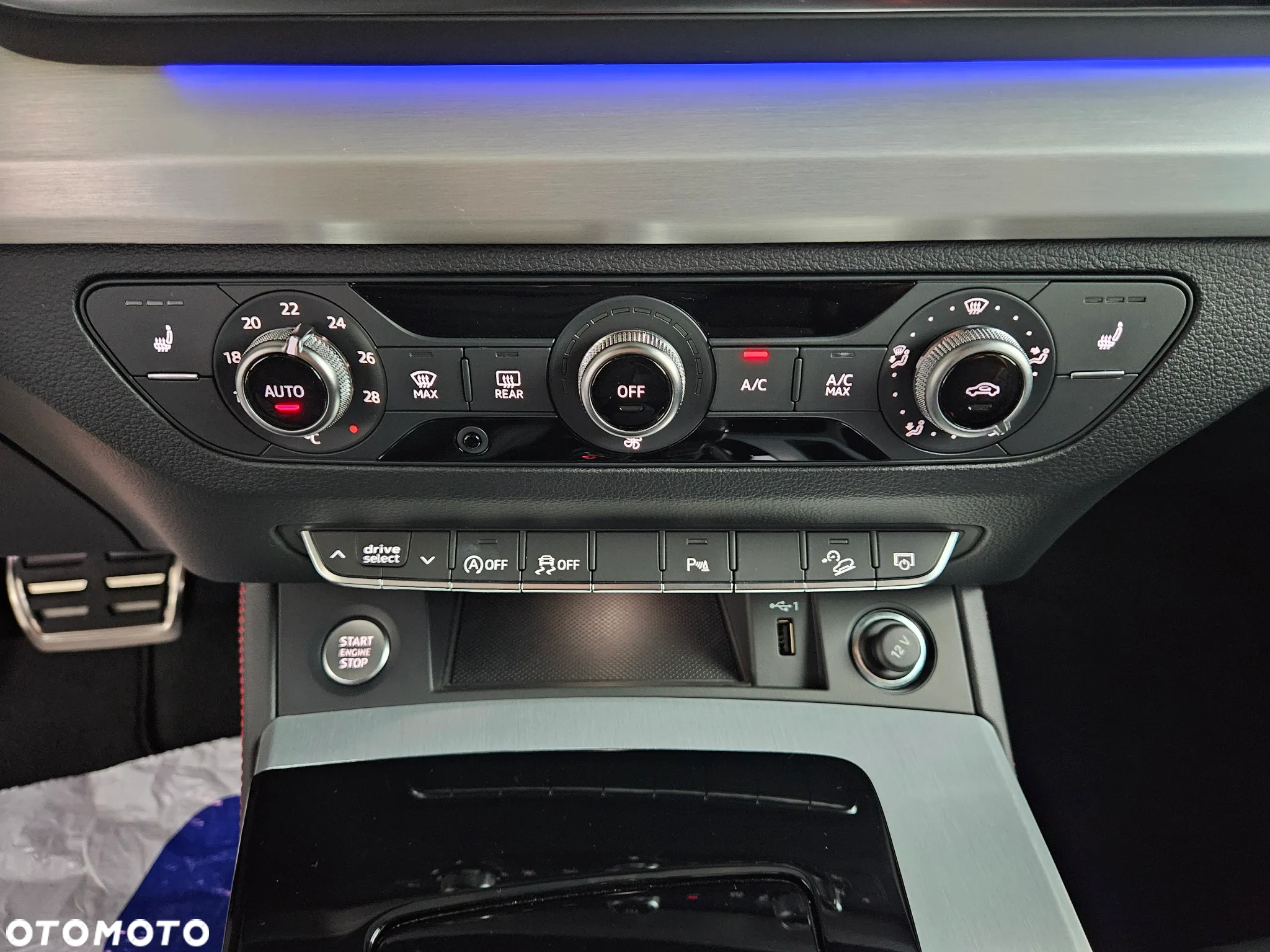 Audi Q5 40 TDI quattro S tronic S line - 28
