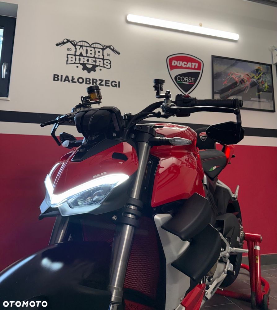 Ducati Streetfighter V4 - 2