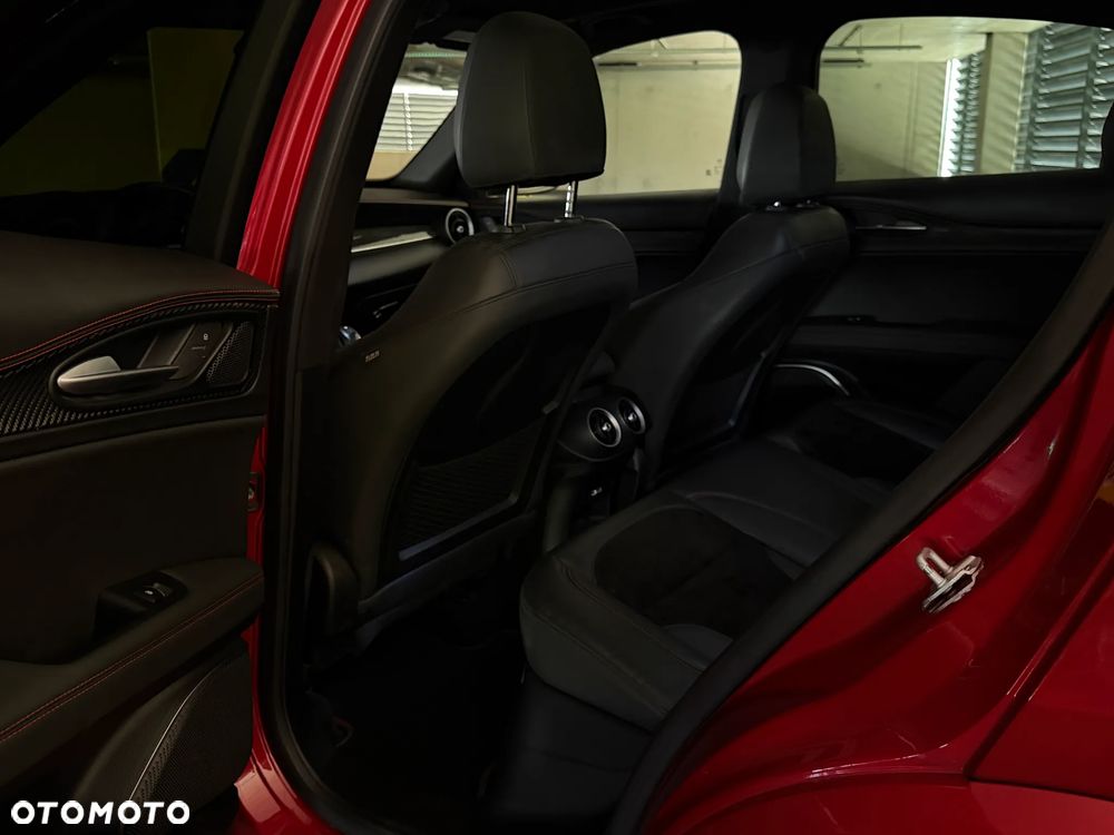 Alfa Romeo Stelvio 2.9 V6 Bi-Turbo Quadrifoglio Q4 - 24