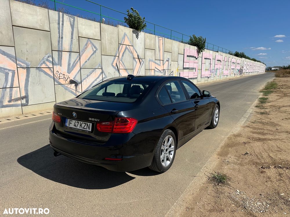 BMW Seria 3 - 21