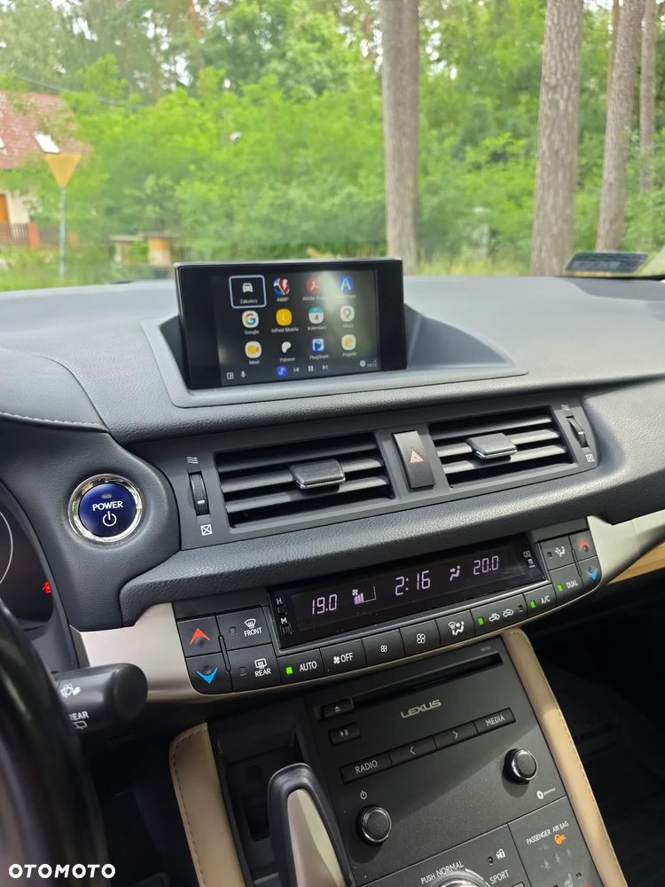 Lexus CT 200h Elegance EU6 - 1
