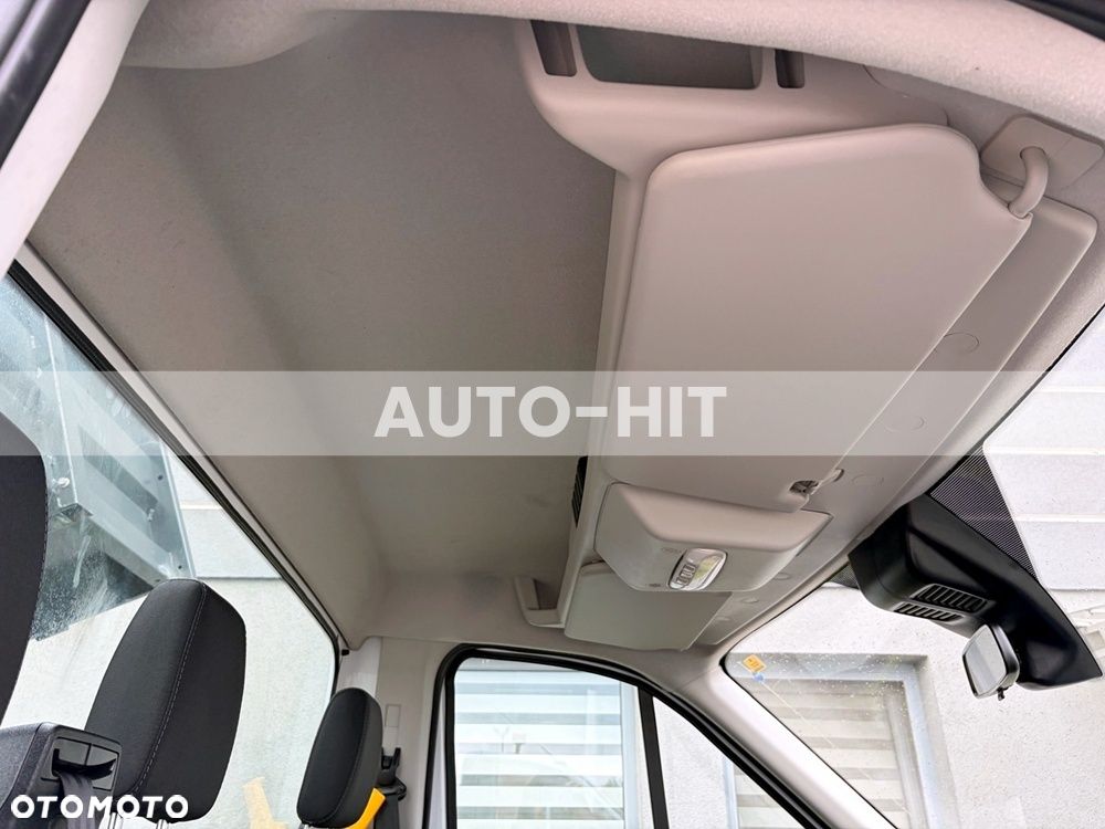 Ford Transit - 16