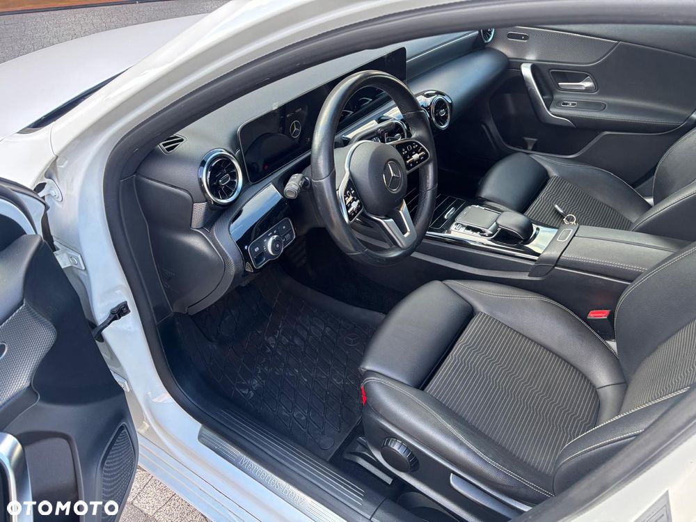 Mercedes-Benz Klasa A 180 d Style 7G-DCT - 6