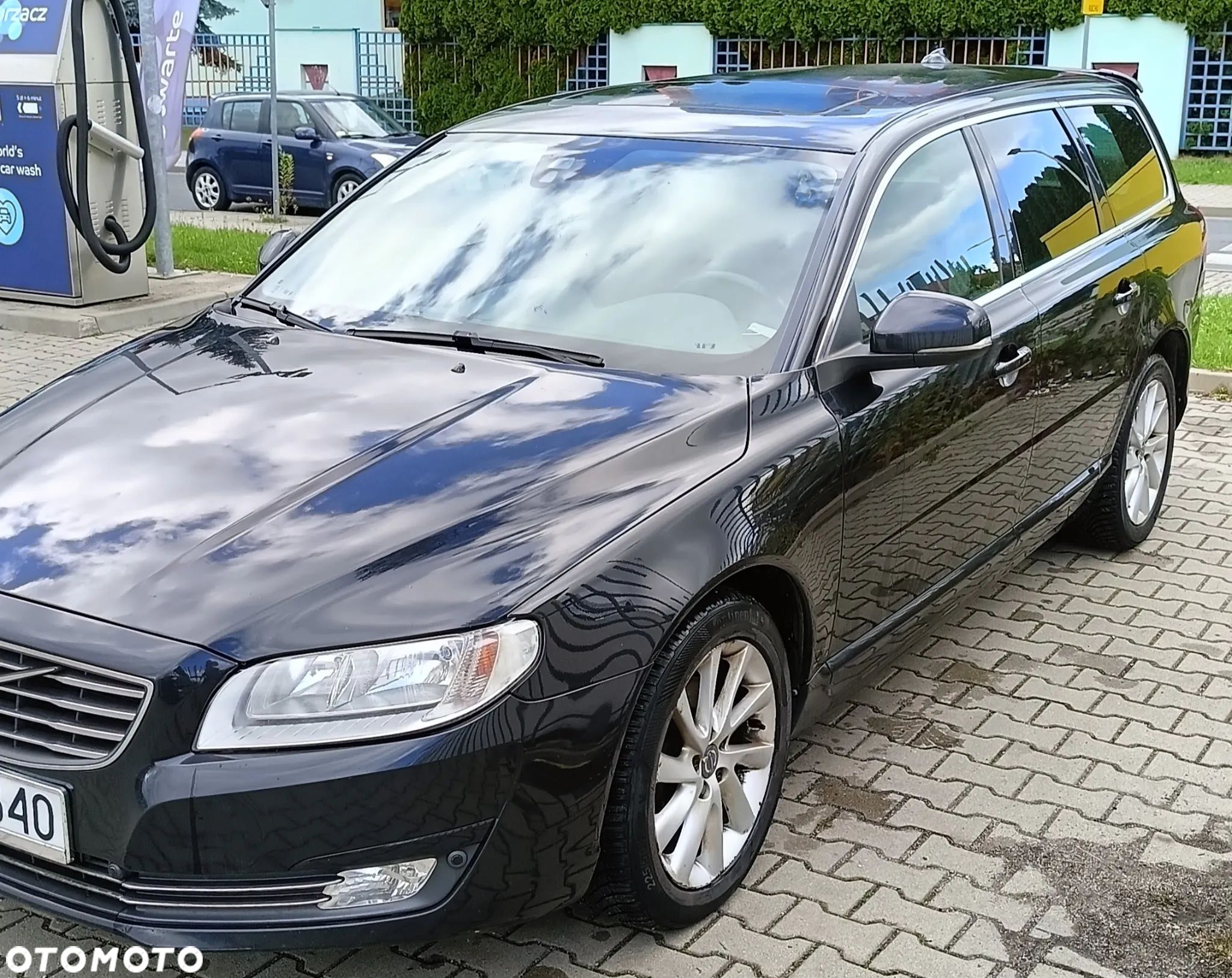 Volvo V70 D4 Drive-E Momentum - 1