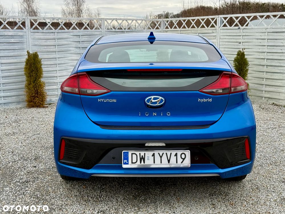 Hyundai IONIQ Hybrid Premium - 23