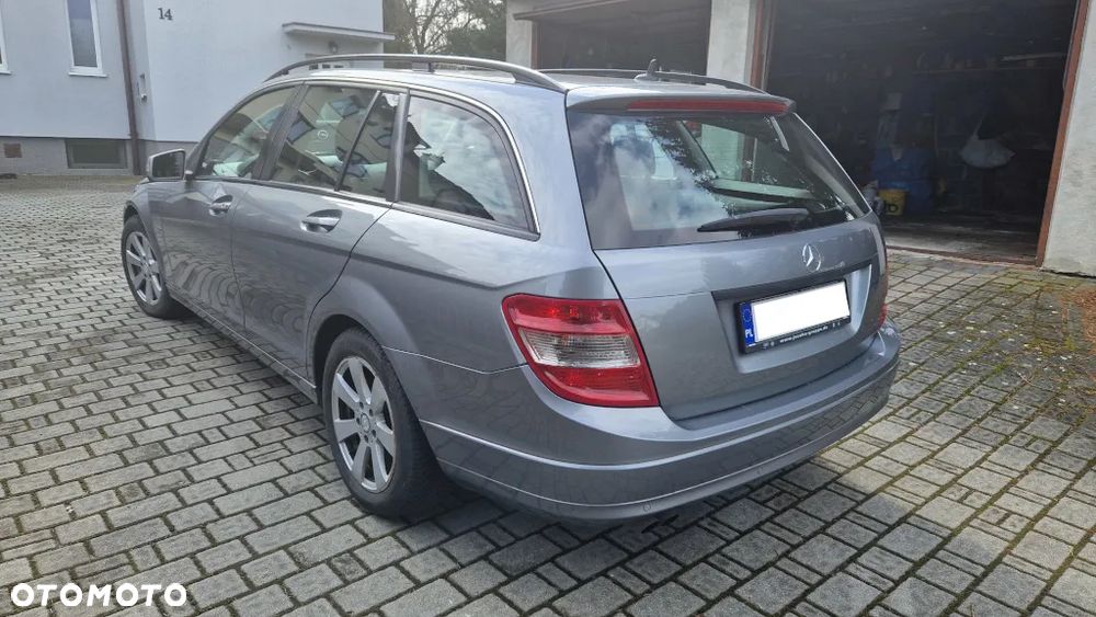 Mercedes-Benz Klasa C 200 CDI DPF BlueEFFICIENCY - 4