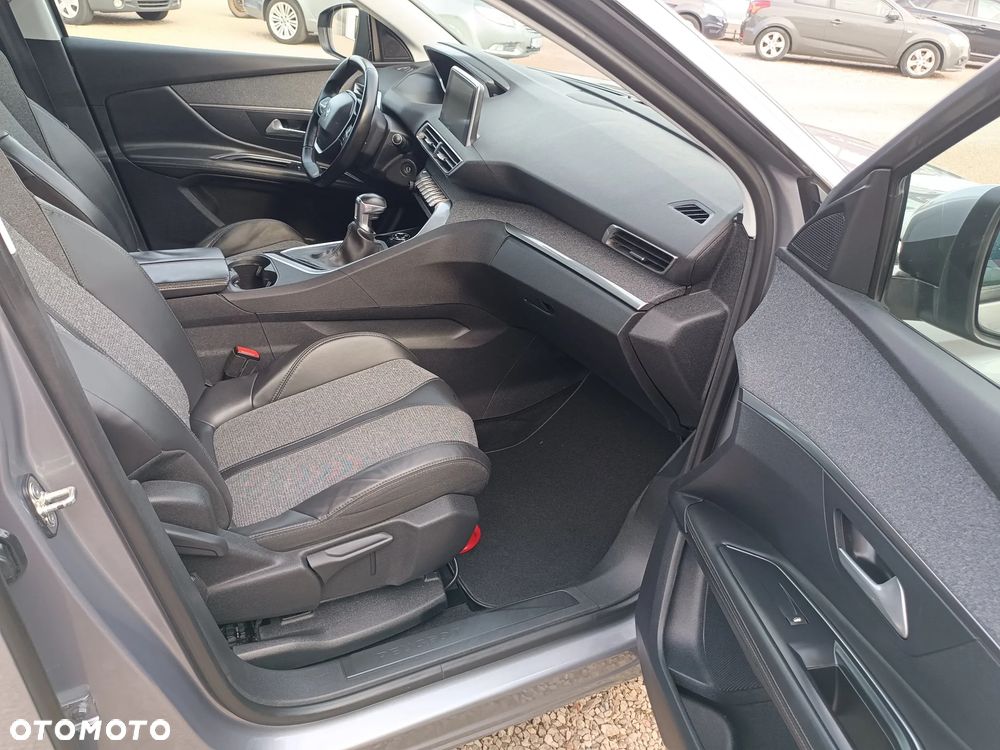 Peugeot 3008 1.6 HDi Active - 30