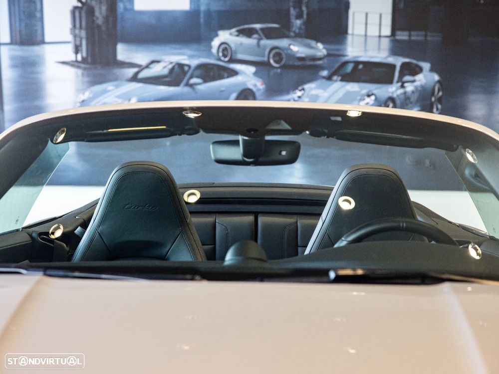 Porsche 911 (992) Turbo PDK - 6