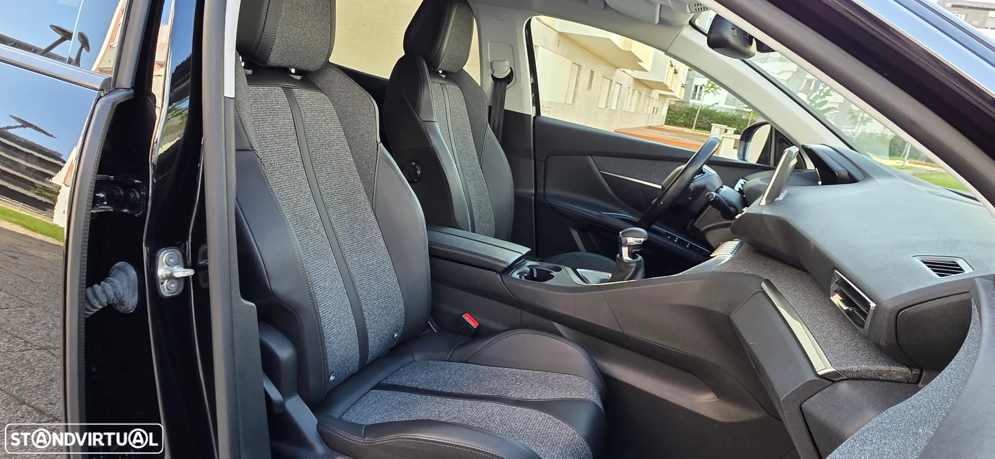 Peugeot 3008 1.2 PureTech Allure - 14