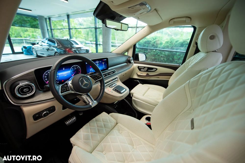Mercedes-Benz V 300 d Extralang 4Matic 9G-TRONIC Exclusive - 8