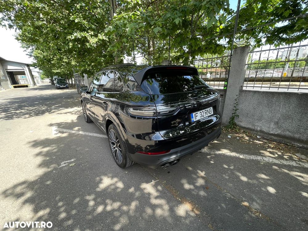 Porsche Cayenne S - 11