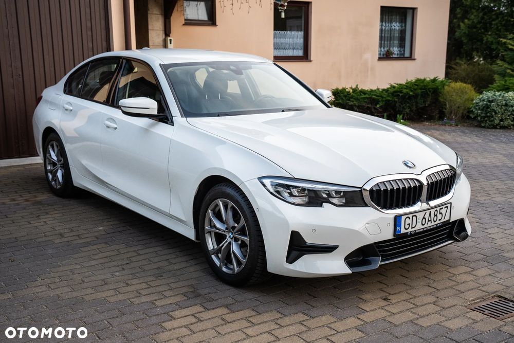 BMW Seria 3 318d MHEV Sport Line - 15