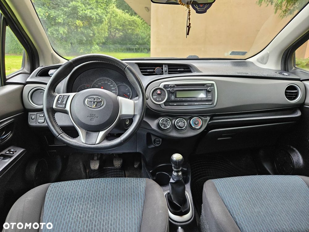 Toyota Yaris 1.4 D-4D Active - 5