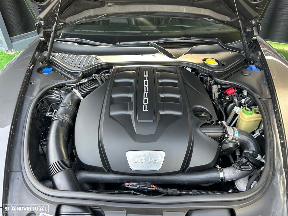 Porsche Panamera Edition - 21