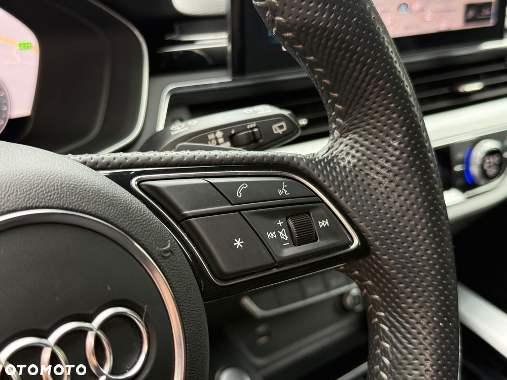 Audi A4 Avant 2.0 TDI Sport S tronic - 32