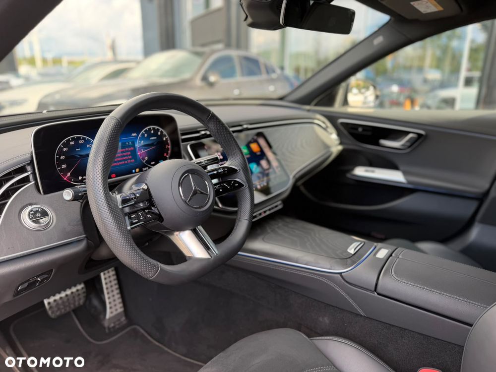 Mercedes-Benz Klasa E 200 9G-TRONIC Edition AMG Line - 19