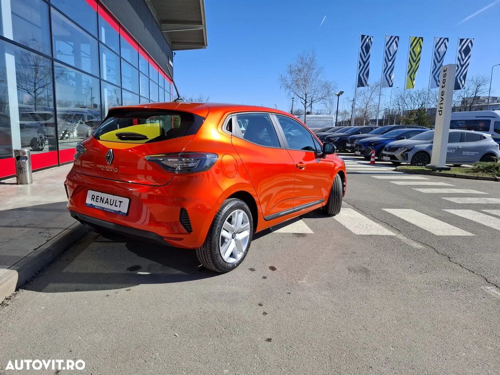 Renault Clio - 12