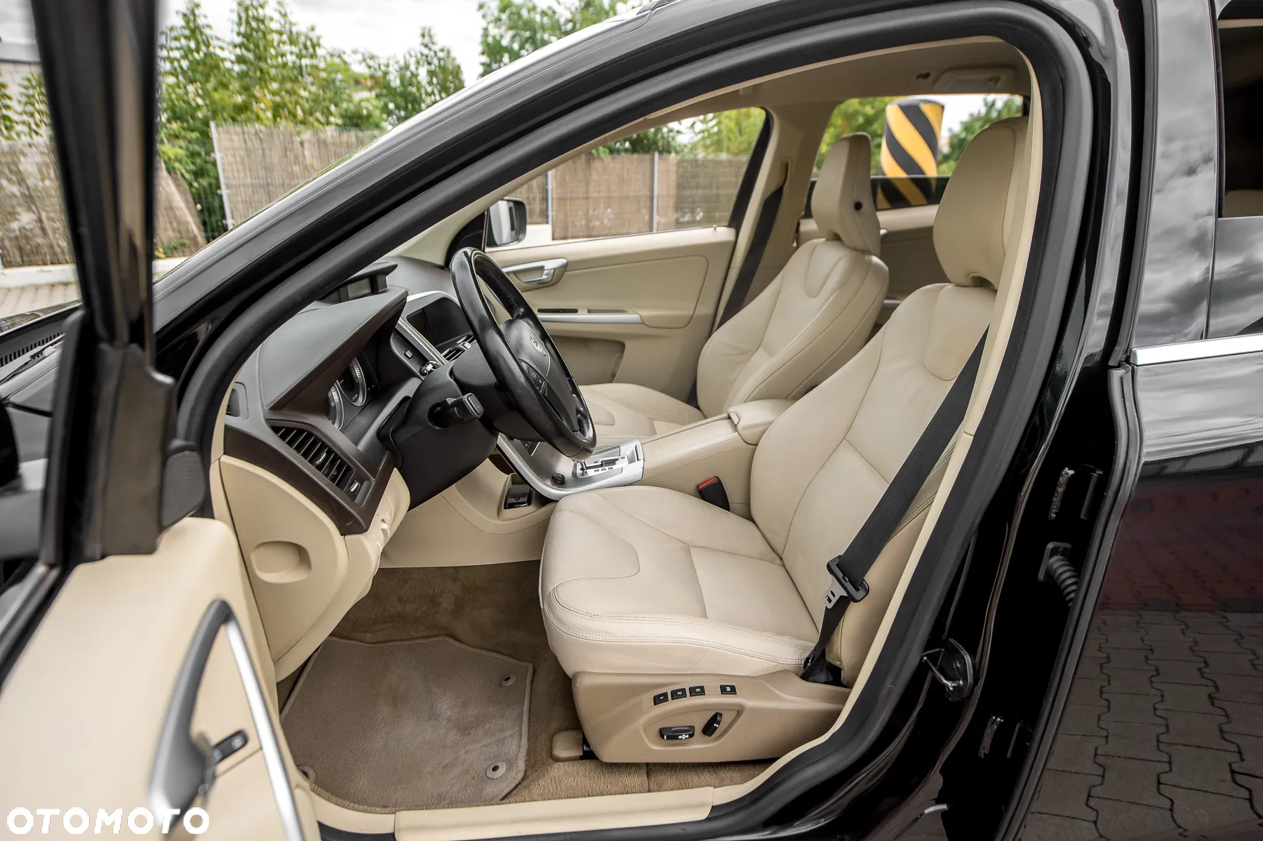 Volvo XC 60 D5 AWD Summum - 6