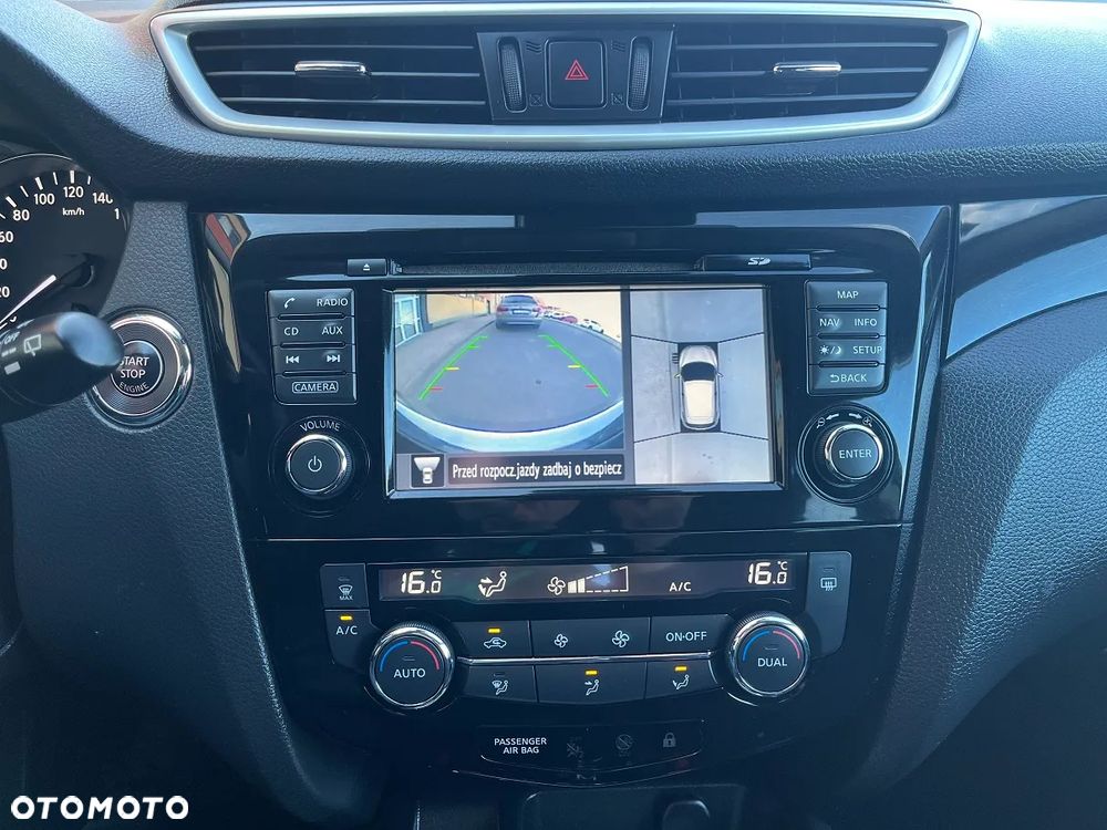 Nissan Qashqai 1.6 DCi Xtronic N-Connecta - 23