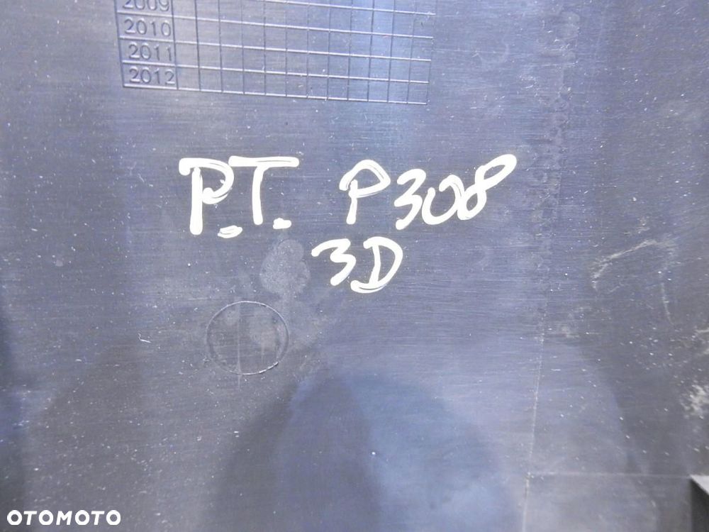 TAPICERKA BOCZEK PRAWY TYŁ PEUGEOT 308 I 3D - 2