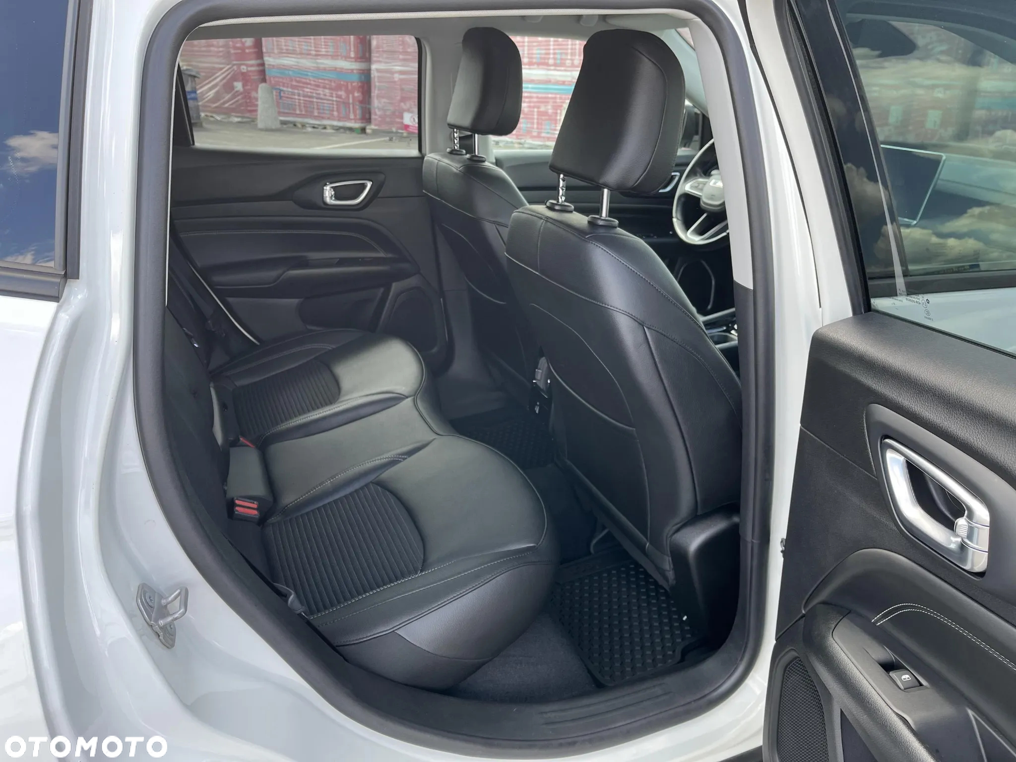 Jeep Compass 1.3 TMair Night Eagle FWD S&S - 19