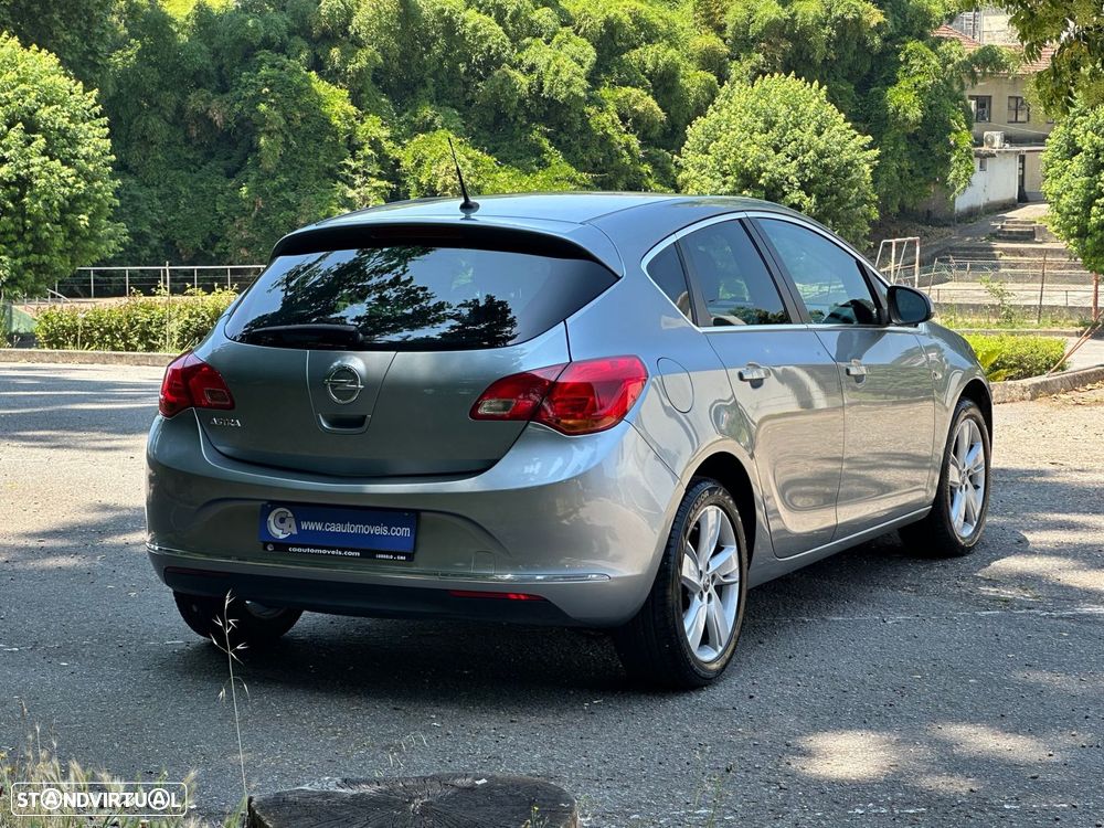 Opel Astra 1.4 Cosmo - 19
