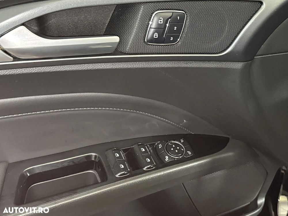 Ford Mondeo - 15