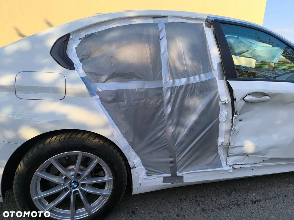 BMW Seria 3 330e iPerformance Sport Line - 28