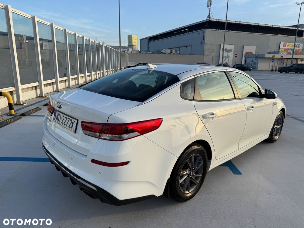 Kia Optima - 7
