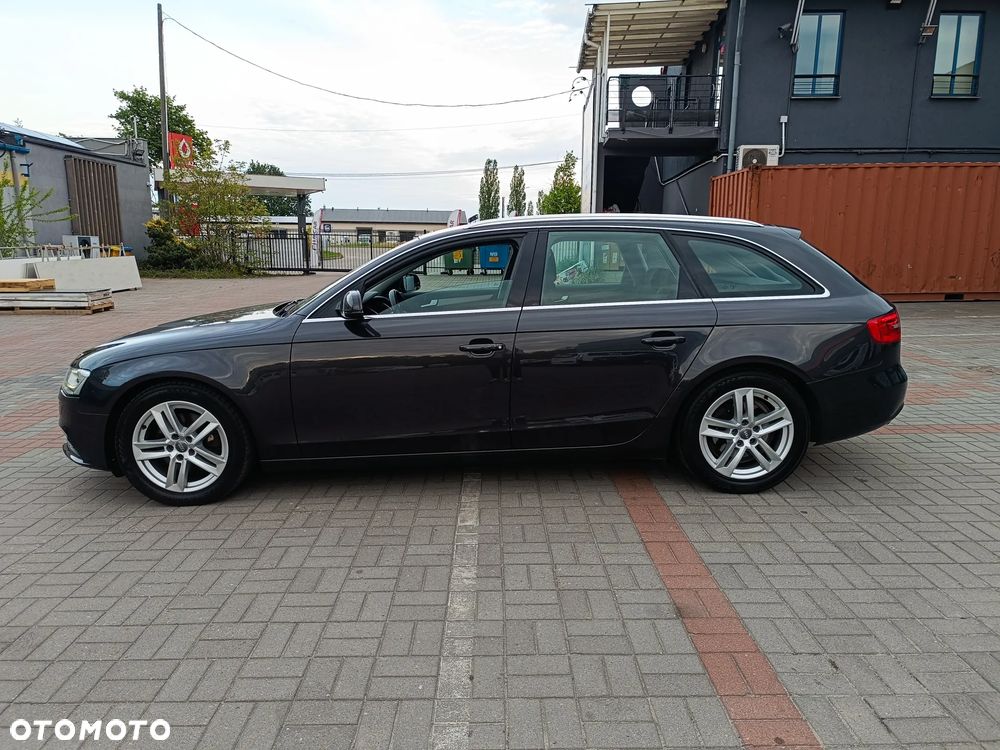 Audi A4 Avant 2.0 TDI DPF Ambition - 9