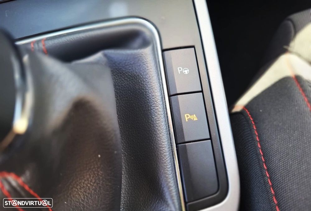 SEAT Arona 1.0 TSI FR - 11