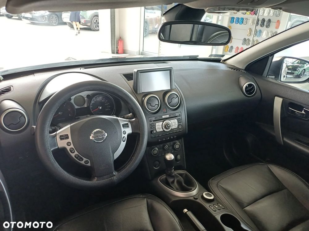 Nissan Qashqai 2.0 dCi 4x4 Tekna Premium - 15