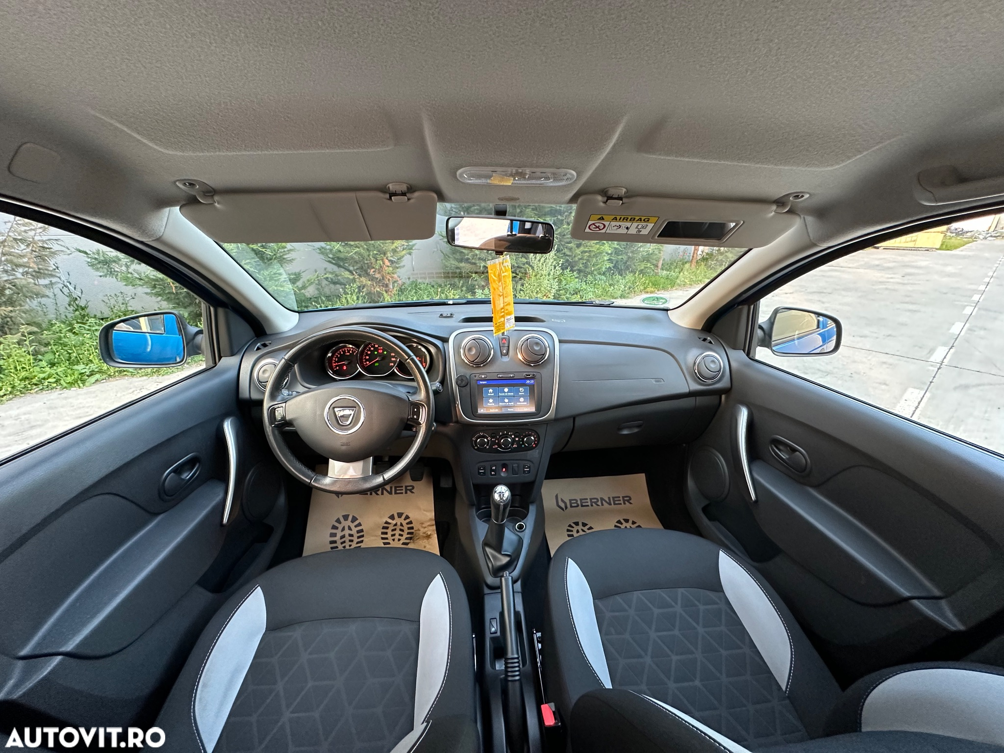Dacia Sandero Stepway - 13