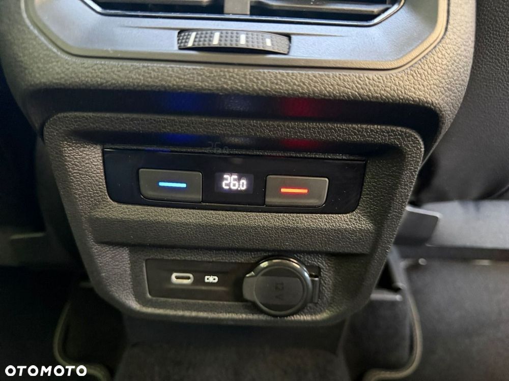 Volkswagen Tiguan - 30