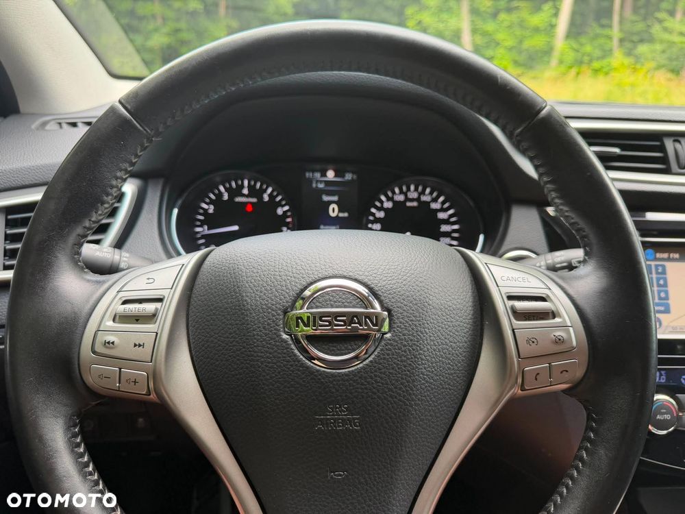 Nissan Qashqai 1.2 DIG-T N-Vision - 24